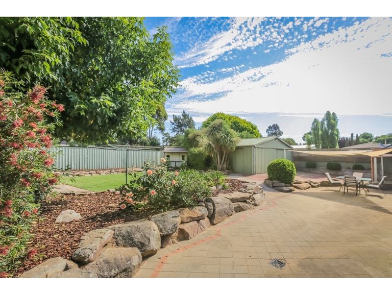 30 Lewis Avenue, Mount Barker SA 5251