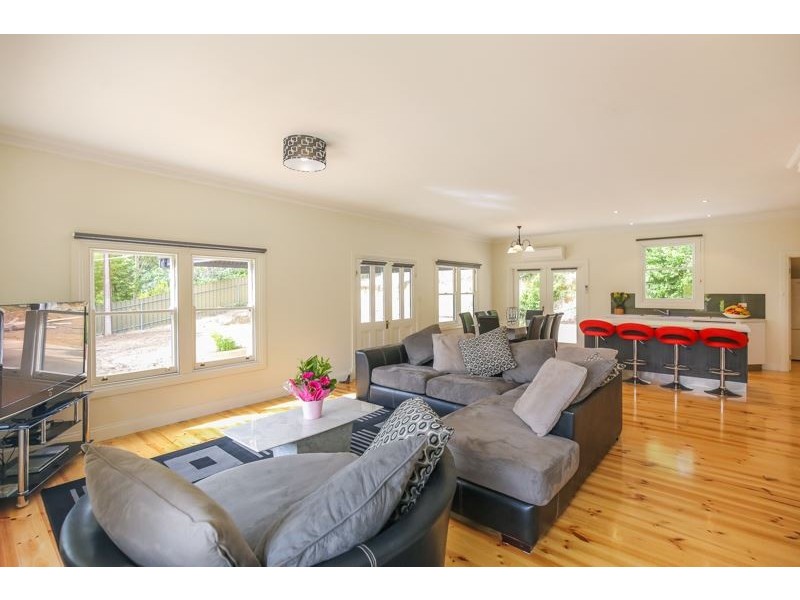 3 Castle Close, Crafers West SA 5152