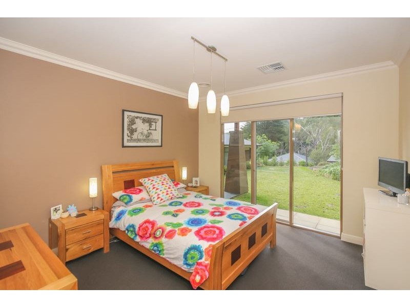 29 Princes Avenue, Crafers West SA 5152