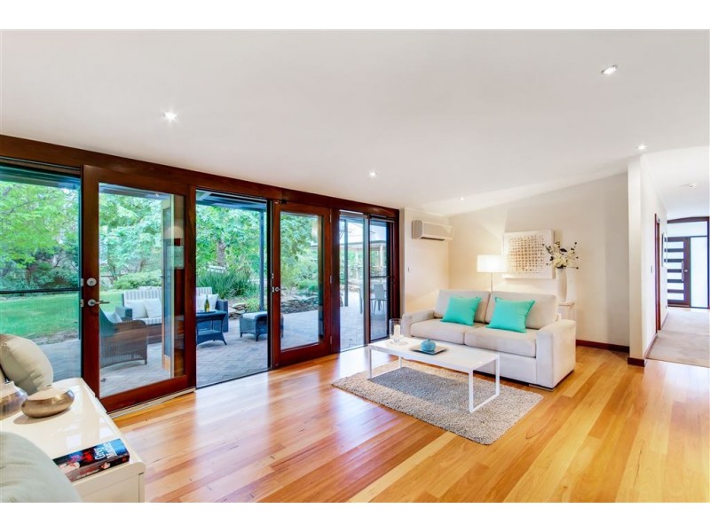 37 Hill Street, Crafers West SA 5152