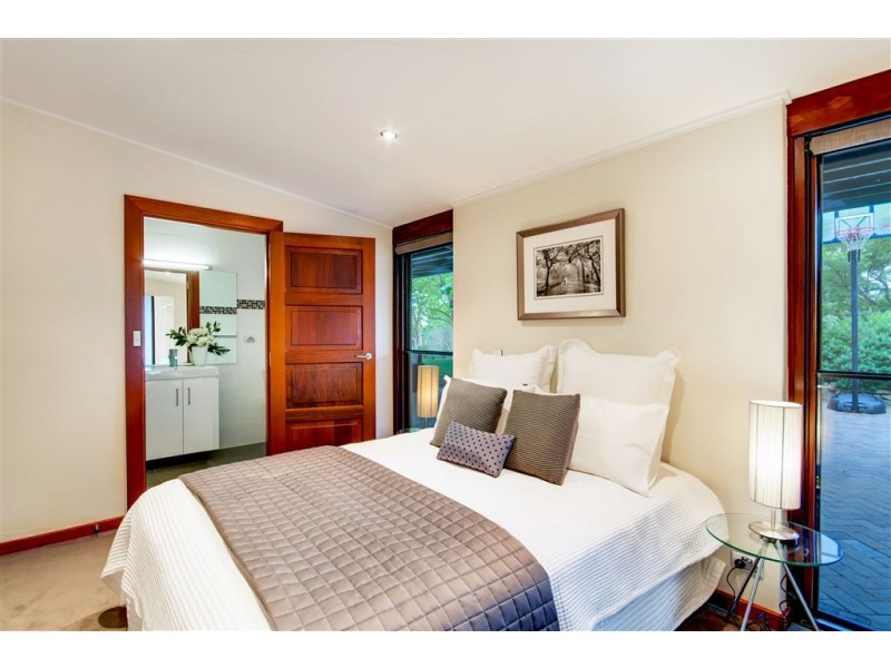 37 Hill Street, Crafers West SA 5152