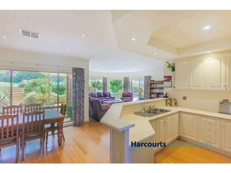 16 Silverwood Drive, Mount Barker SA 5251