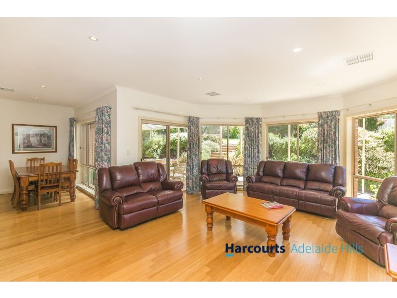 16 Silverwood Drive, Mount Barker SA 5251