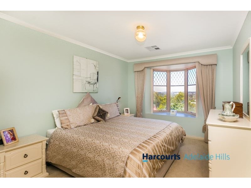 16 Silverwood Drive, Mount Barker SA 5251