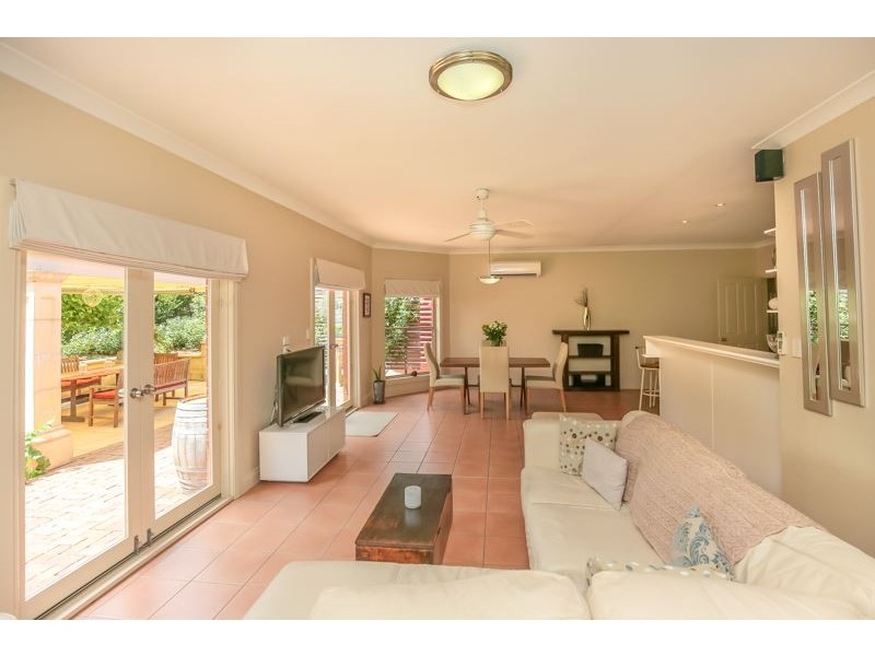 17 Fairfield Road, Mount Barker SA 5251