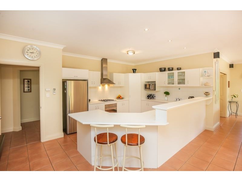 17 Fairfield Road, Mount Barker SA 5251