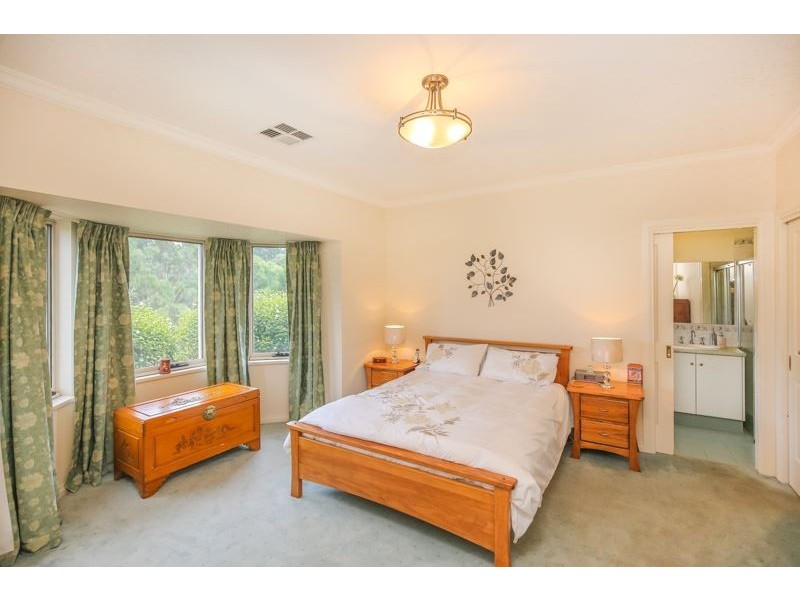 22 Burnbank Way, Mount Barker SA 5251