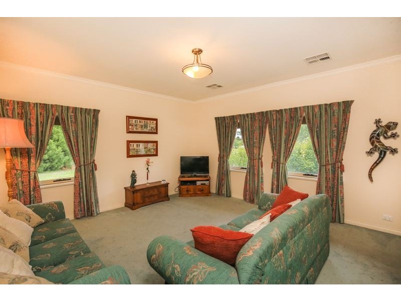 22 Burnbank Way, Mount Barker SA 5251