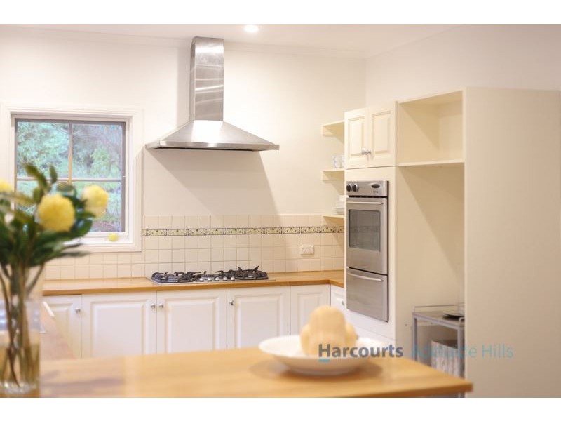 8 Glenside Road, Crafers SA 5152