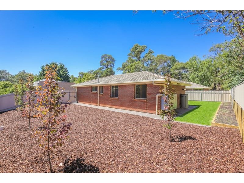 2/4 Harms Avenue, Birdwood SA 5234