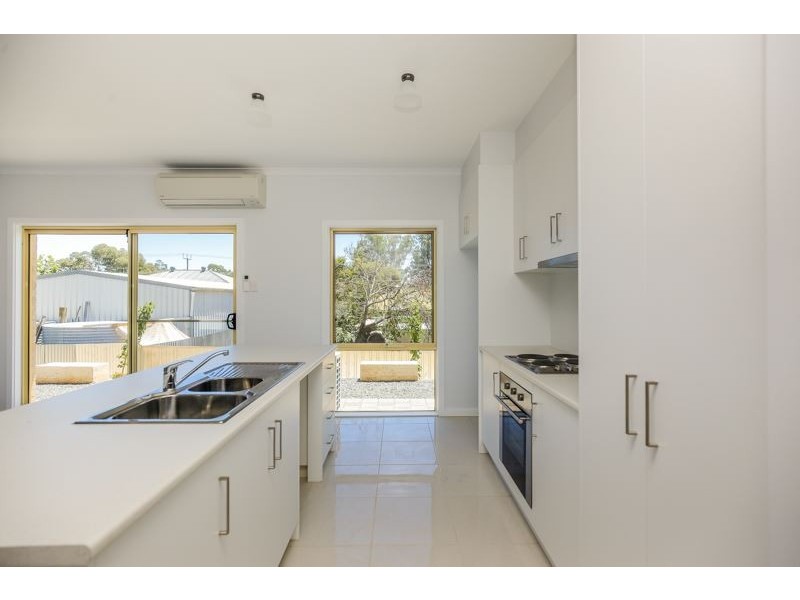 3/4 Harms Avenue, Birdwood SA 5234