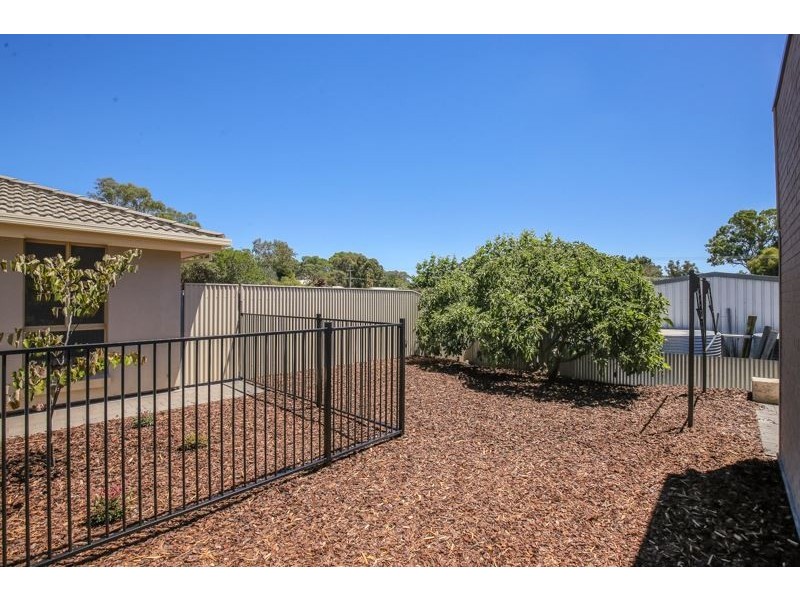 3/4 Harms Avenue, Birdwood SA 5234