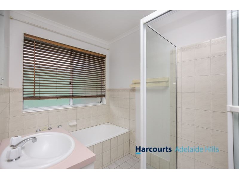 11 Rohrlach Street, Charleston SA 5244