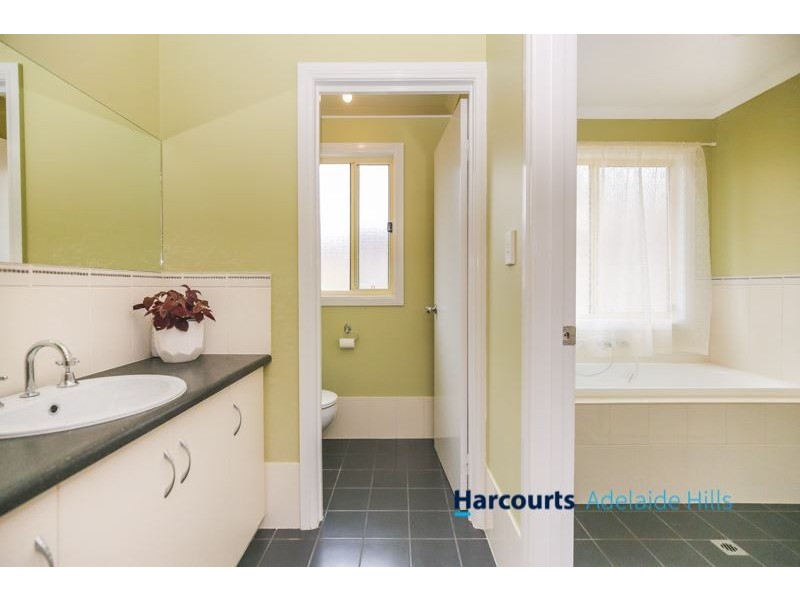 16B Hocknull Place, Mount Pleasant SA 5235