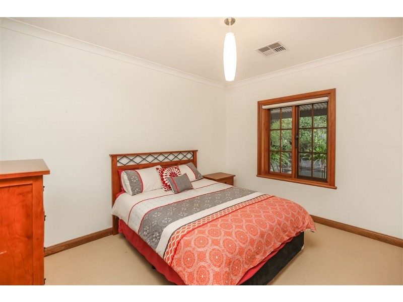 120 Cave Avenue, Bridgewater SA 5155