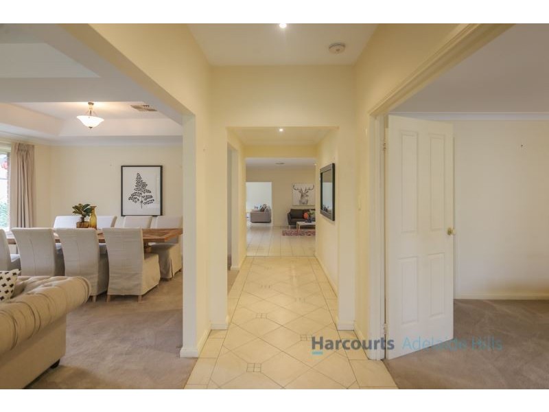 1 Silverwood Drive, Mount Barker SA 5251