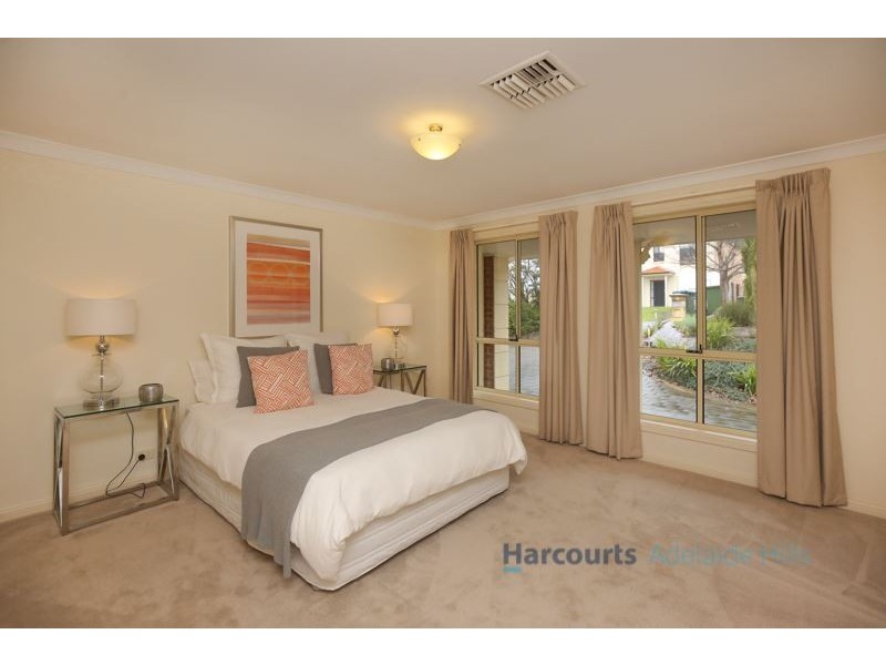 1 Silverwood Drive, Mount Barker SA 5251