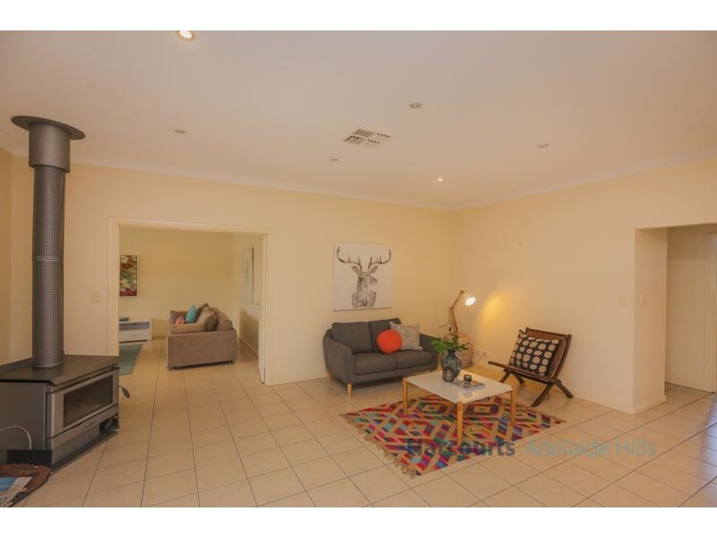 1 Silverwood Drive, Mount Barker SA 5251