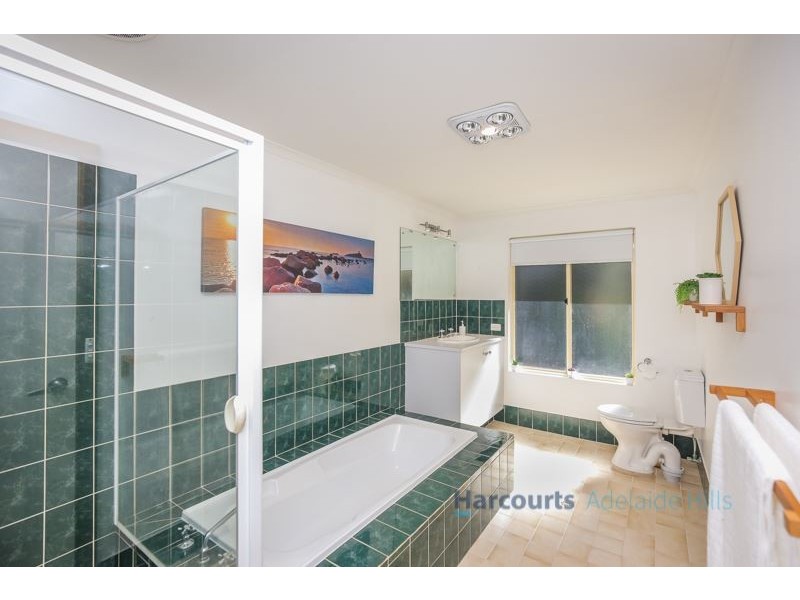 8 Fairview Road, Aldgate SA 5154