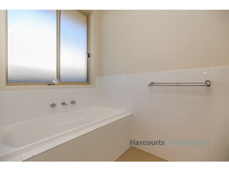 37 Barker Road, Mount Barker SA 5251