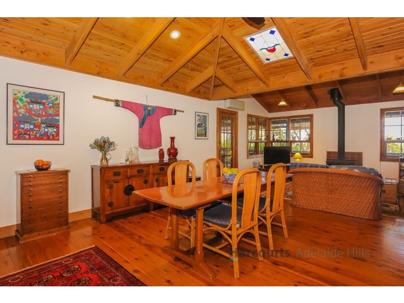 5 St Barberie Drive, Crafers SA 5152