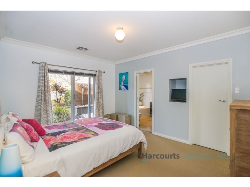 7 Fairfield Road, Mount Barker SA 5251