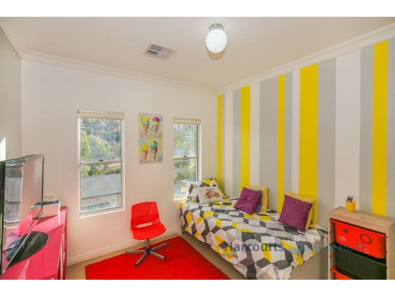 7 Fairfield Road, Mount Barker SA 5251