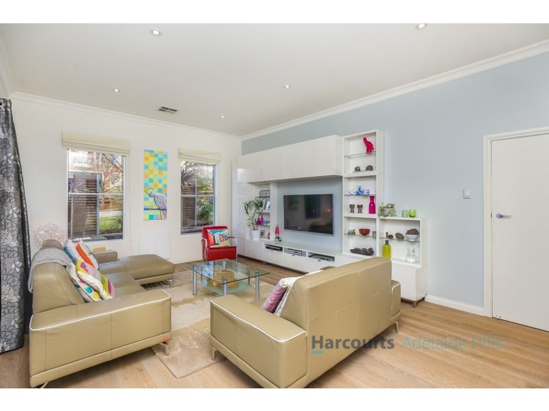 7 Fairfield Road, Mount Barker SA 5251