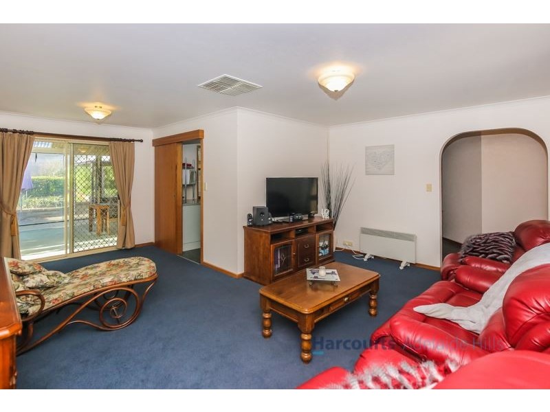 10 Young Court, Mount Barker SA 5251