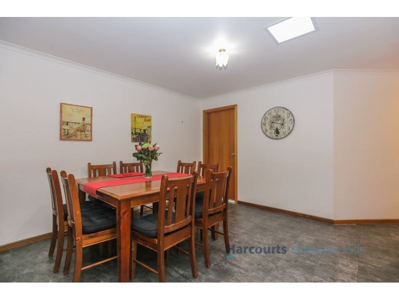 10 Young Court, Mount Barker SA 5251