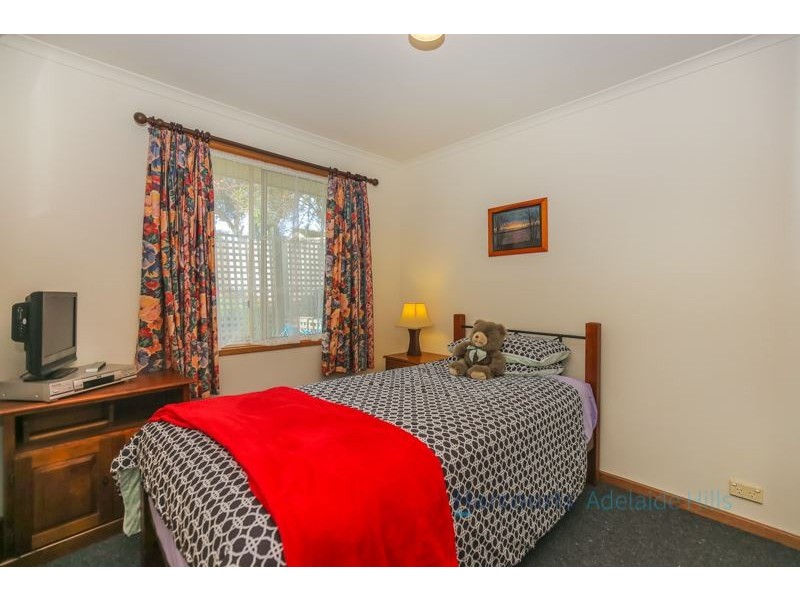 10 Young Court, Mount Barker SA 5251