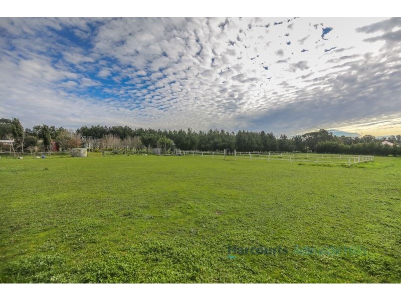 24 Herrmanns Road, Mount Torrens SA 5244