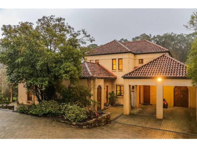 17 Kanyaka Road, Aldgate SA 5154