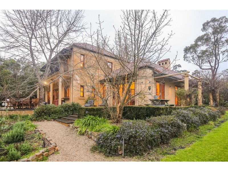 17 Kanyaka Road, Aldgate SA 5154