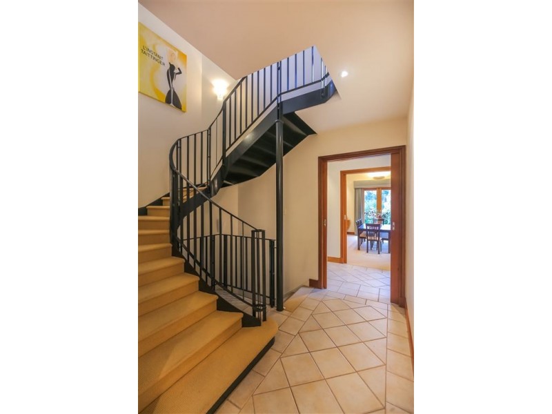 17 Kanyaka Road, Aldgate SA 5154