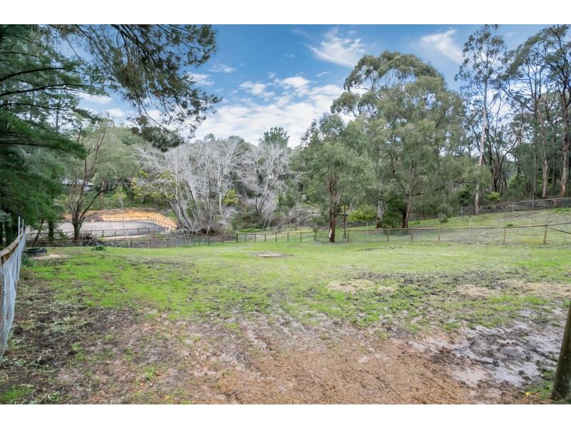 117 Cave Avenue, Bridgewater SA 5155