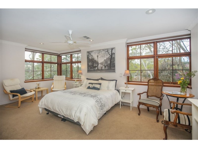 42 Waverley Ridge Road, Crafers West SA 5152