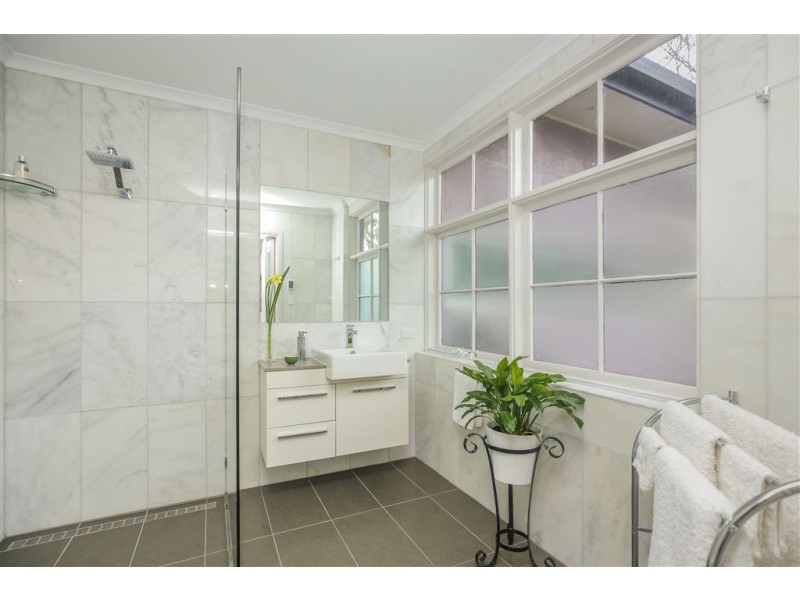 42 Waverley Ridge Road, Crafers West SA 5152