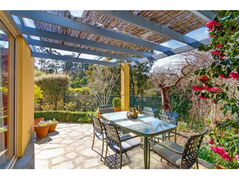 4 Schocroft Avenue, Crafers SA 5152