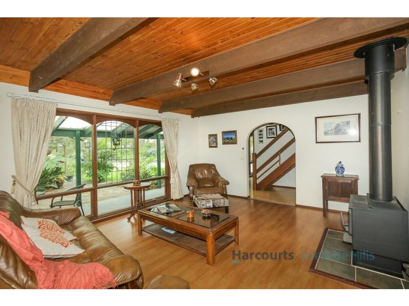 8 First Avenue, Bridgewater SA 5155