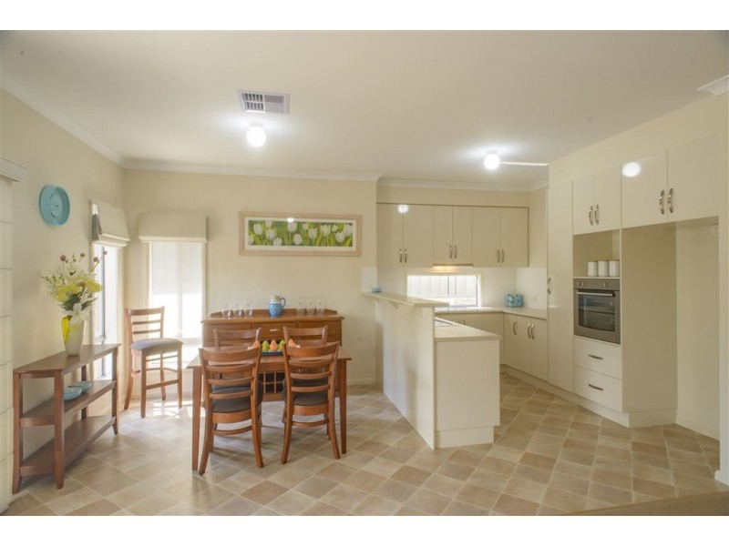 8 Mount Barker Road, Hahndorf SA 5245