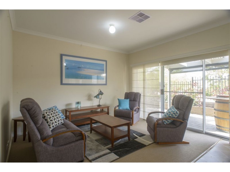 8 Mount Barker Road, Hahndorf SA 5245