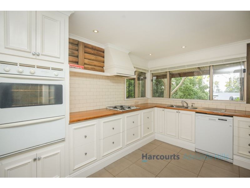 36 Wattle Tree Road, Bridgewater SA 5155