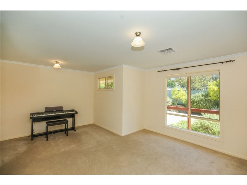 17 Kingrose Street, Macclesfield SA 5153