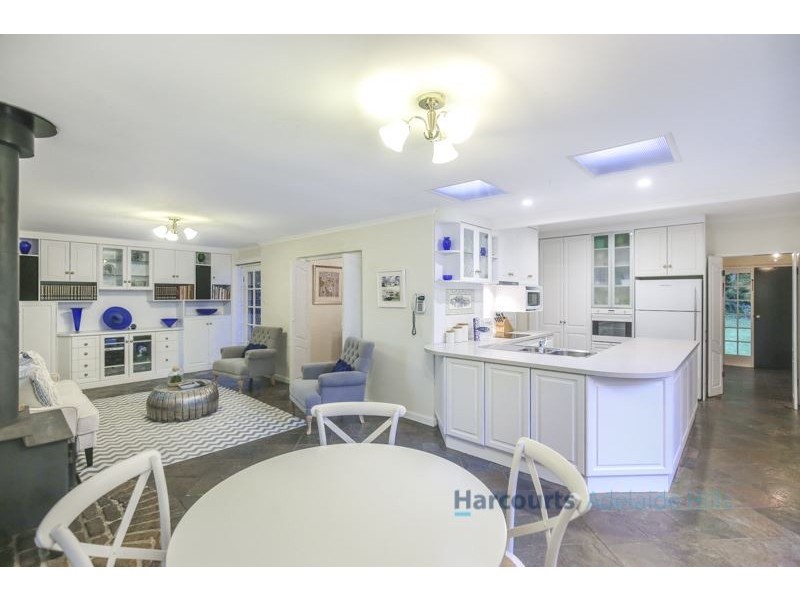 10 Howe Street, Crafers SA 5152