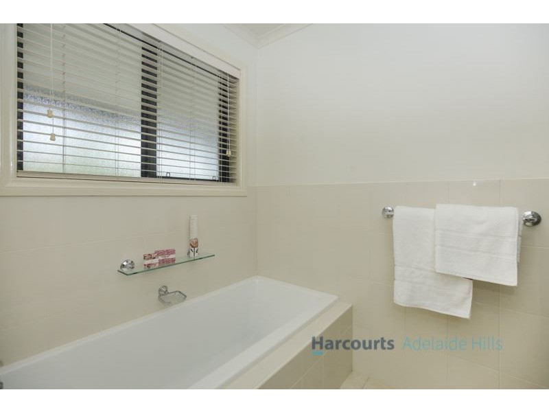 19 Thornbill Drive, Mount Barker SA 5251
