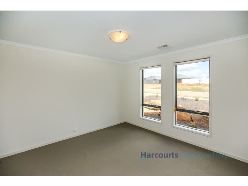 5 Wycombe Drive, Mount Barker SA 5251