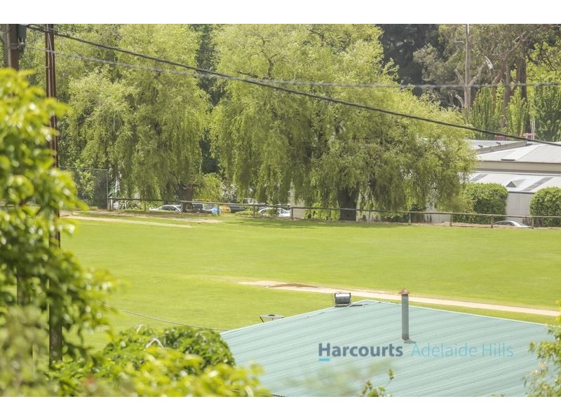 13 Johnston Street, Stirling SA 5152