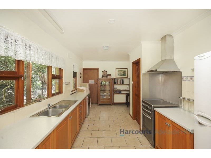 3 Cichon Road, Bridgewater SA 5155