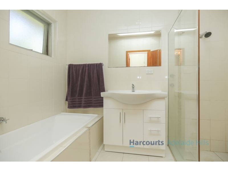 3 Cichon Road, Bridgewater SA 5155